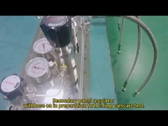 Διοικητής δευτερογενούς ομάδας με σωλήνα ανοιχτό για την προετοιμασία της δοκιμής πίεσης.